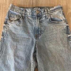 Kensie Women’s Relaxed Denim Jeans in Light Blue